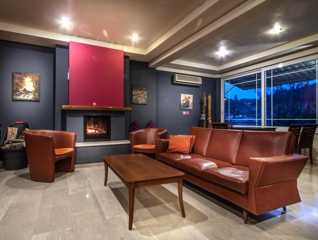 River Side Rooms Elassona Bagian luar foto